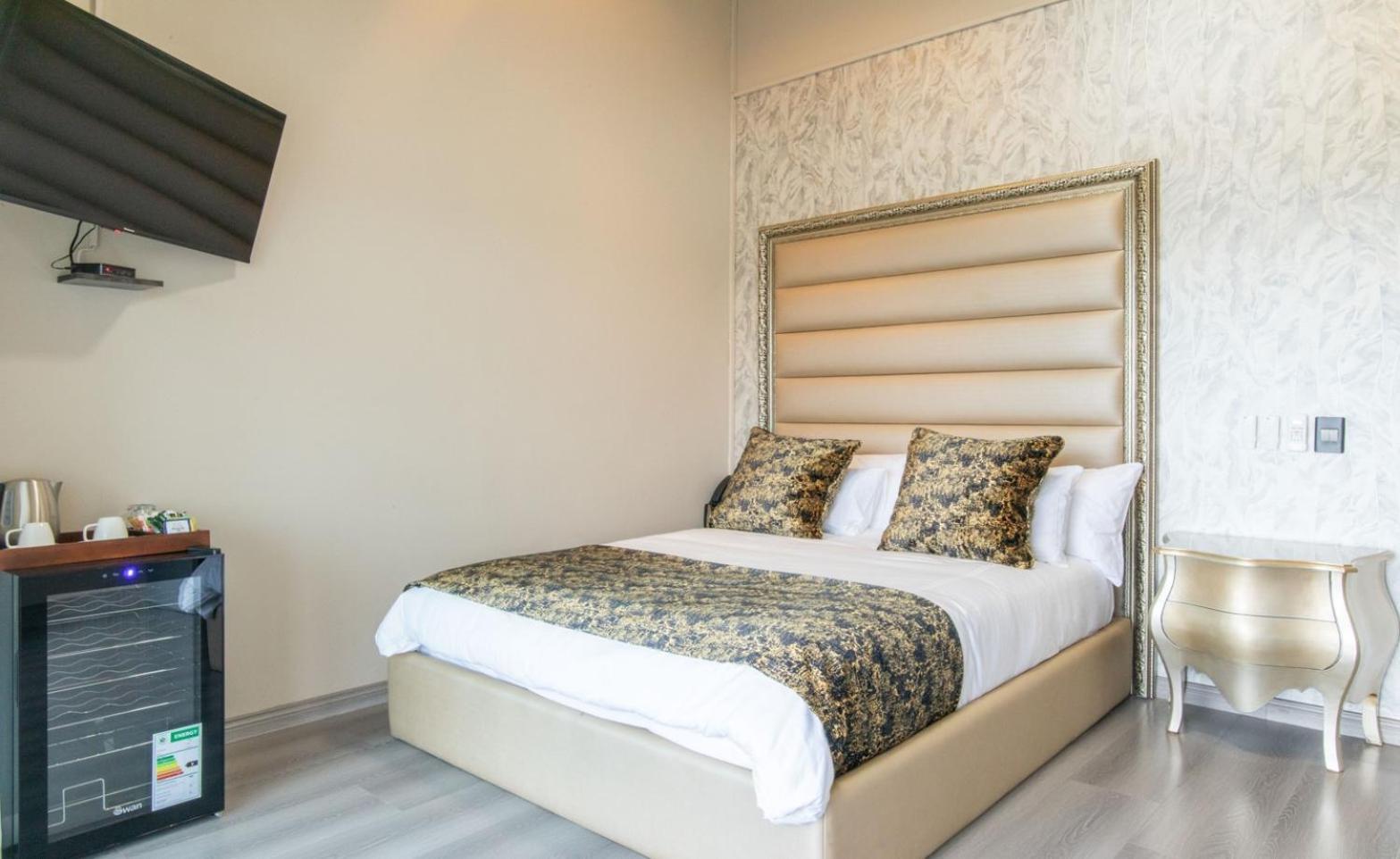Dolphin Bay Boutique Hotel And Spa ポート・エリザベス エクステリア 写真