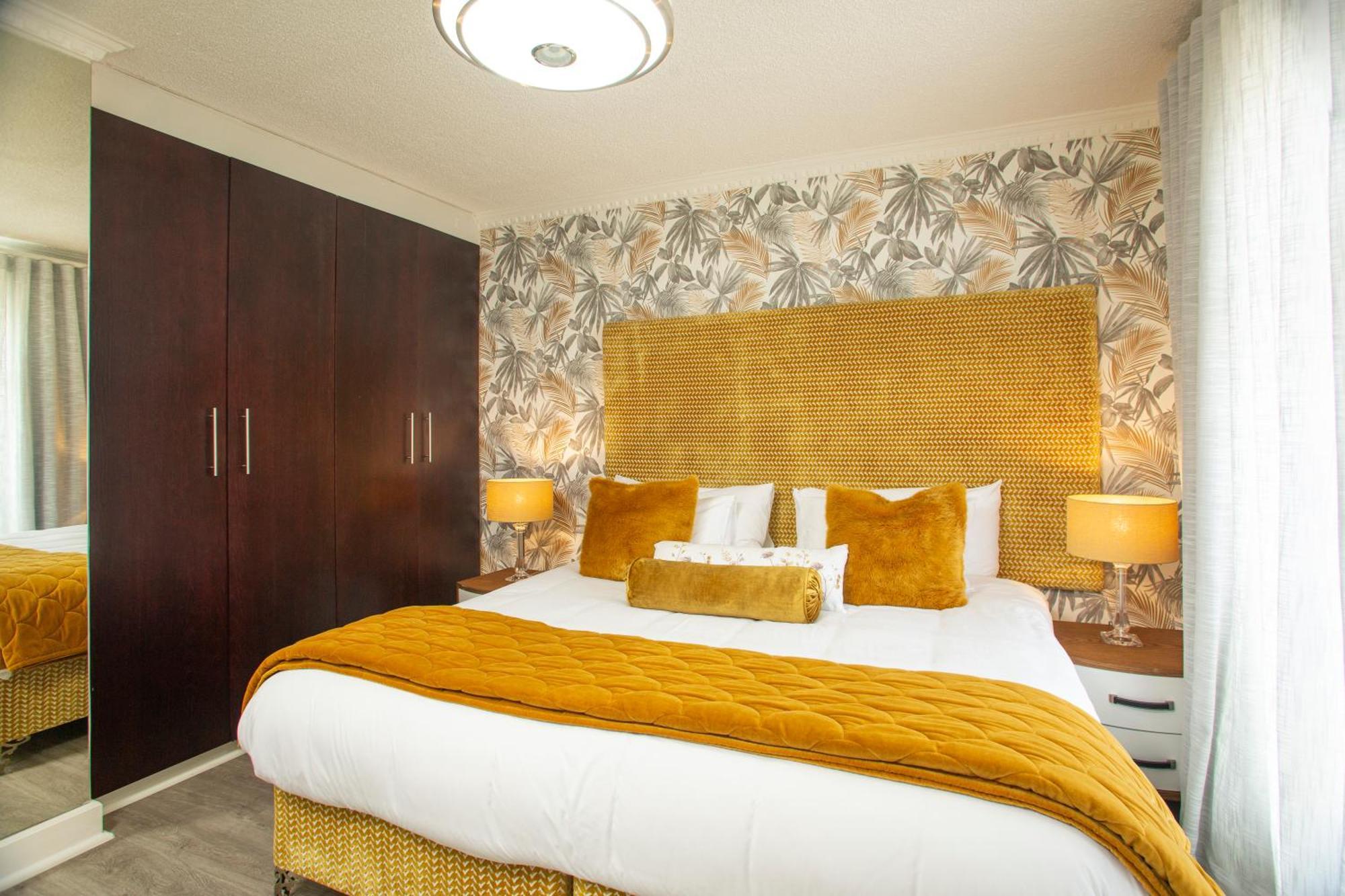 Dolphin Bay Boutique Hotel And Spa ポート・エリザベス エクステリア 写真