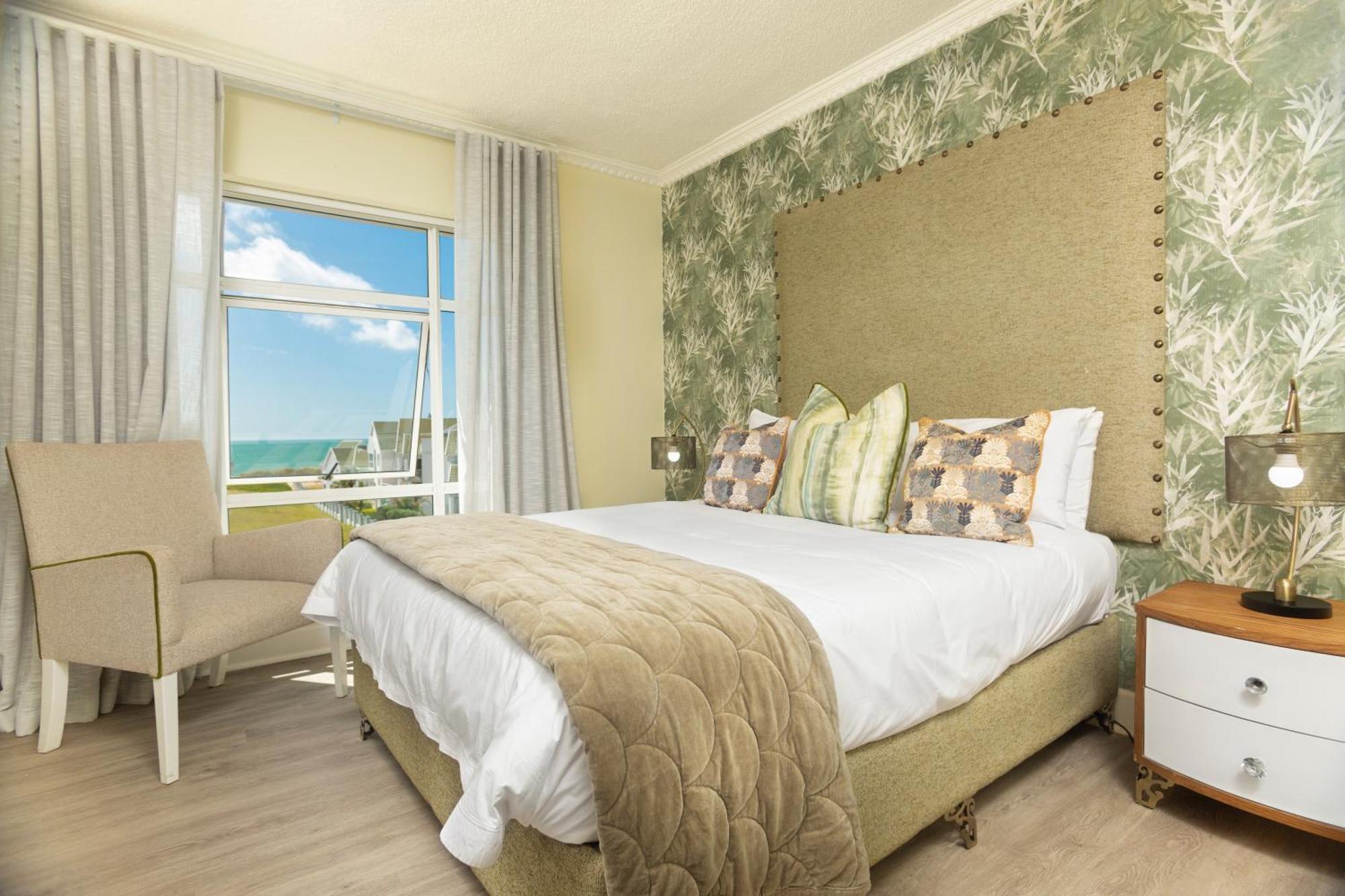 Dolphin Bay Boutique Hotel And Spa ポート・エリザベス エクステリア 写真